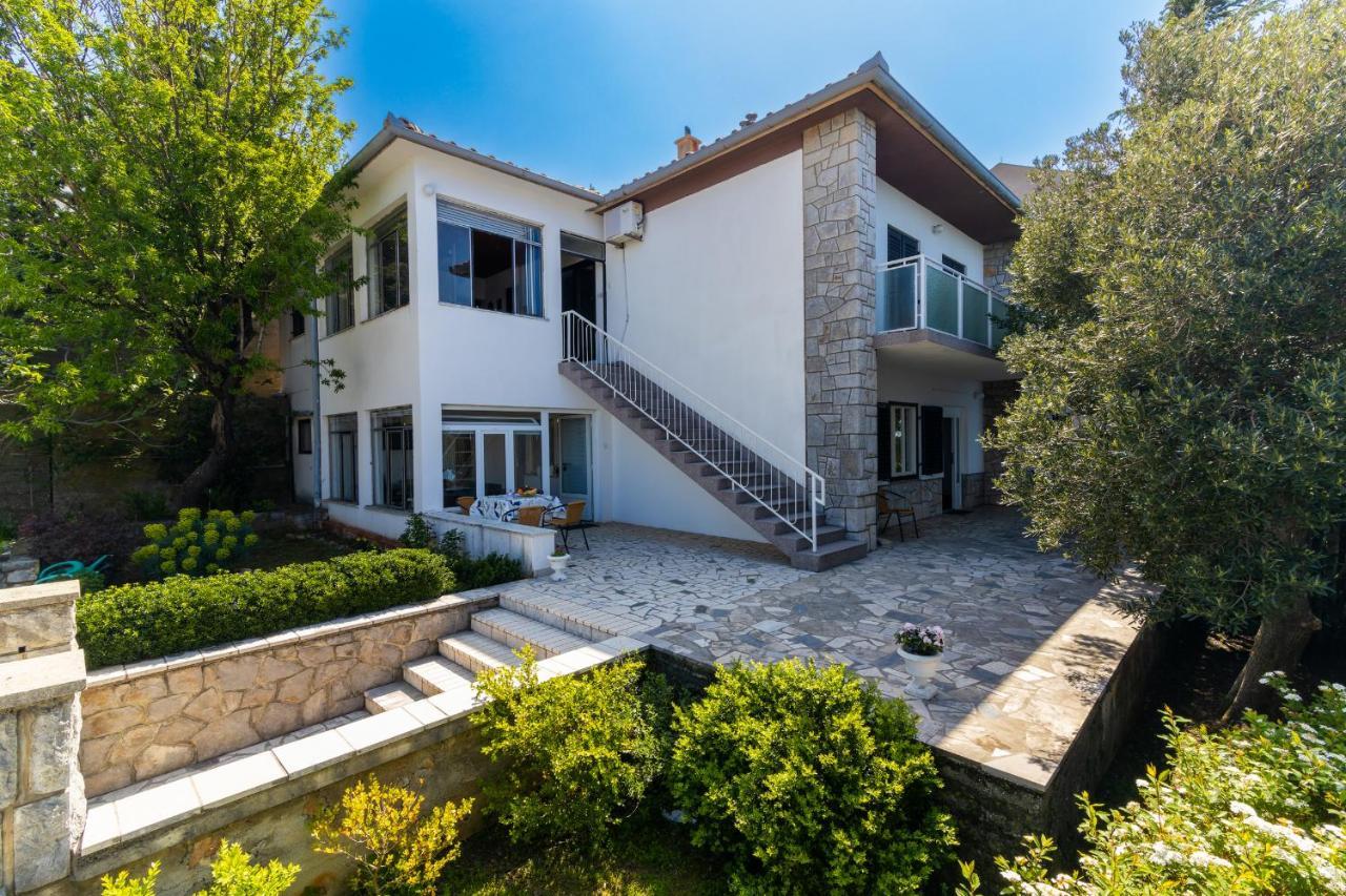 Apartments By The Beach Adela Senj Senj  Bagian luar foto