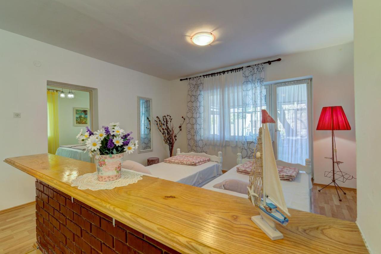 Apartments By The Beach Adela Senj Senj  Bagian luar foto