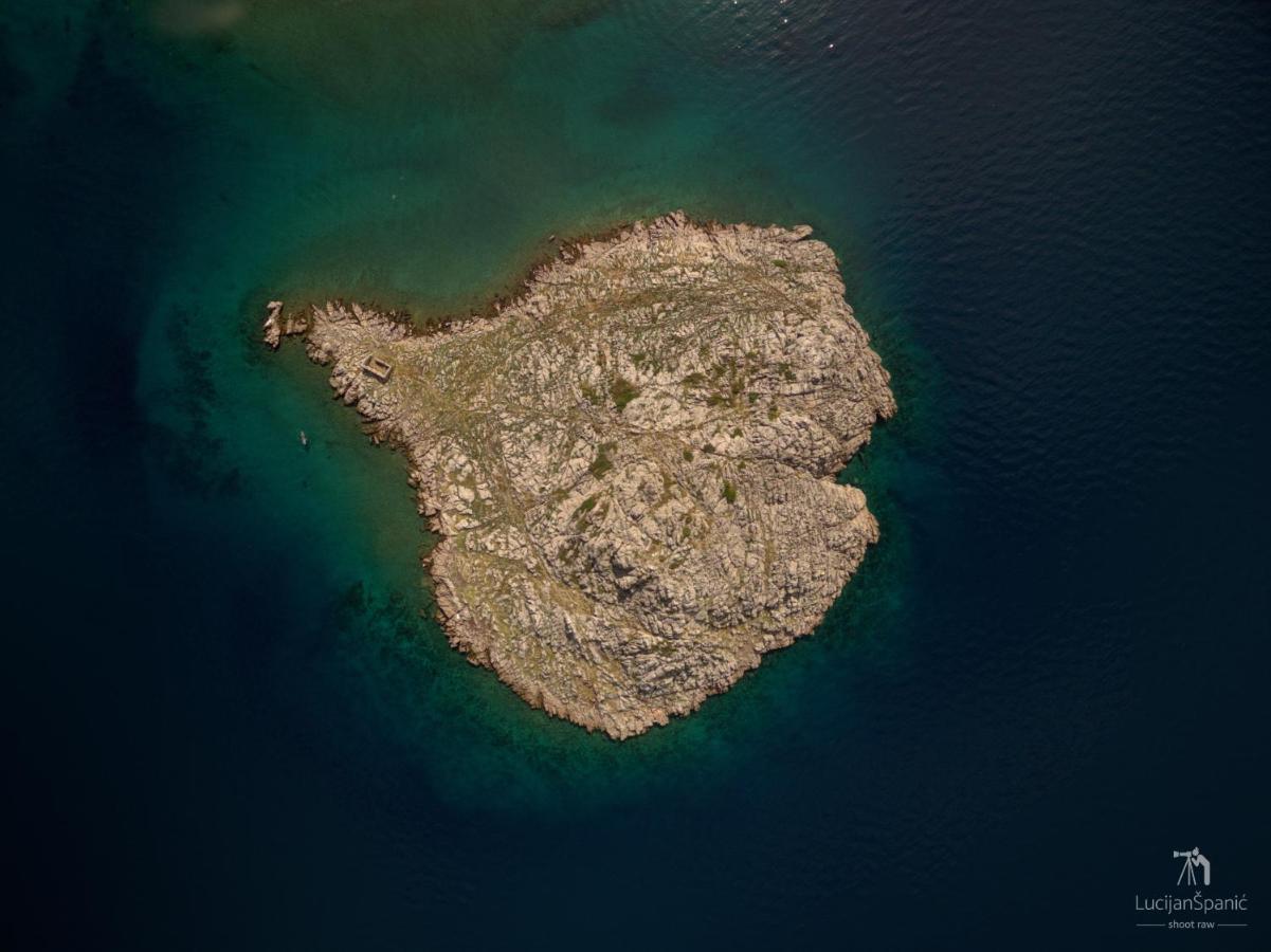 Apartments By The Beach Adela Senj Senj  Bagian luar foto