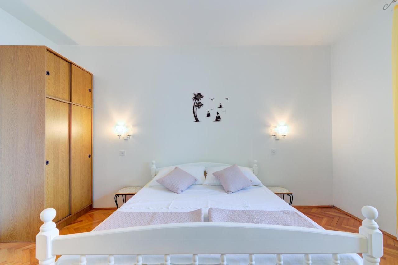 Apartments By The Beach Adela Senj Senj  Bagian luar foto