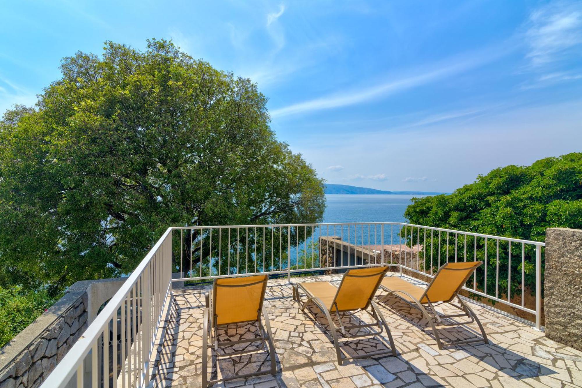Apartments By The Beach Adela Senj Senj  Bagian luar foto